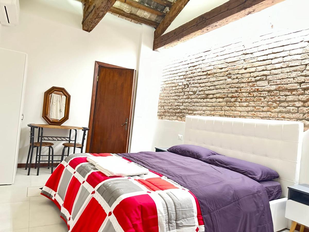 Venice Rainbow Apartments San Zaccaria Luaran gambar